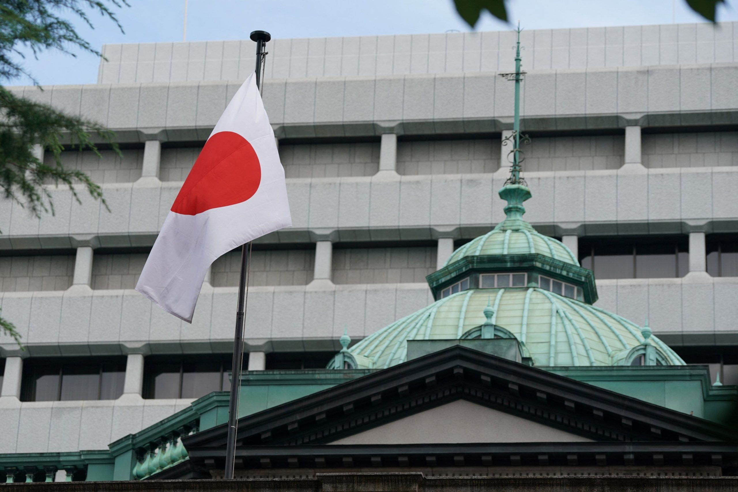You are currently viewing Bank of Japan increases rates to 0.25% and its impact on Pakistan