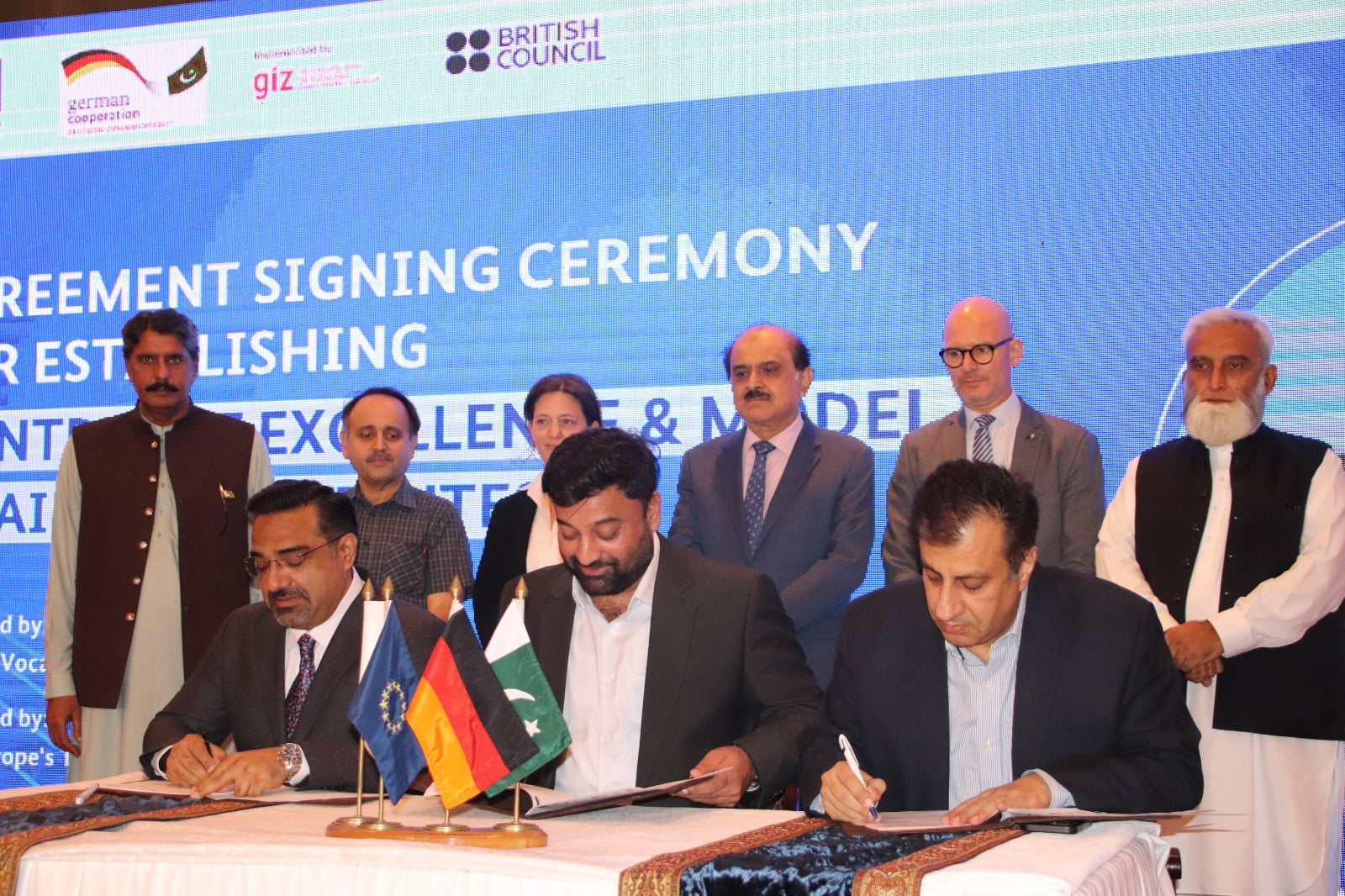 You are currently viewing Agreements Signed with Provinces to Modernise TVET Institutes across Pakistan