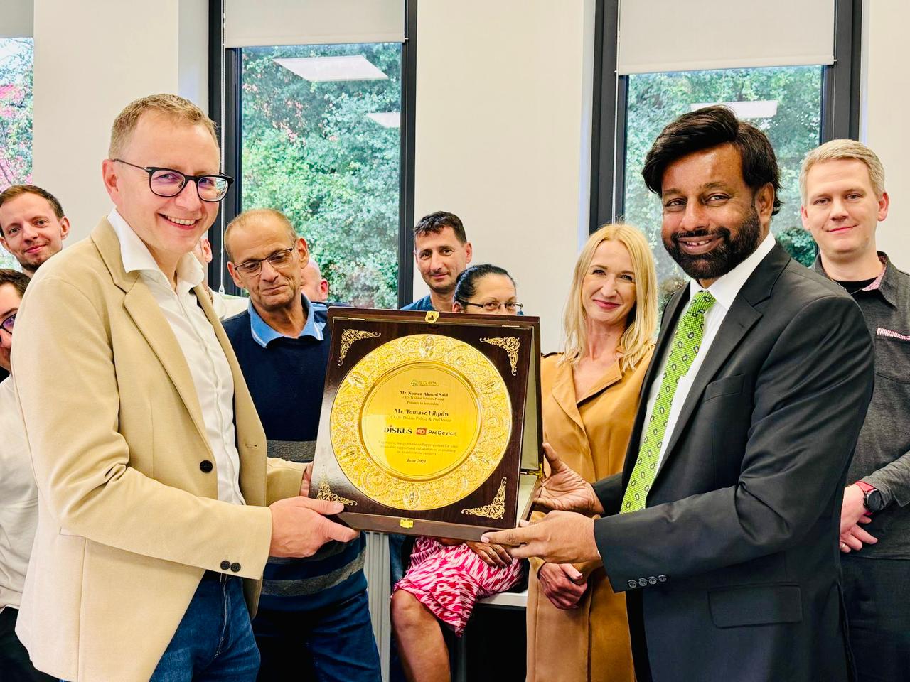 You are currently viewing SI Global signs partnership with global tech company ProDevice