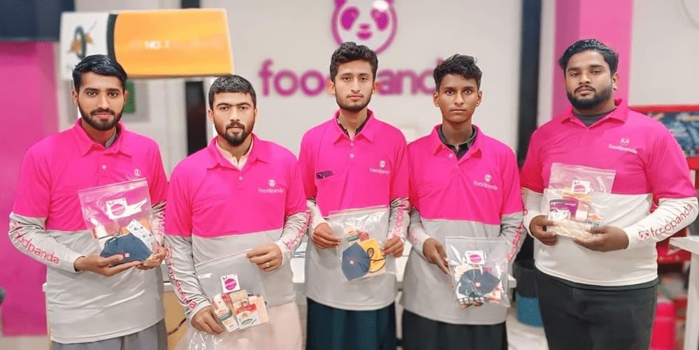 You are currently viewing foodpanda launches smog protection initiative for delivery riders