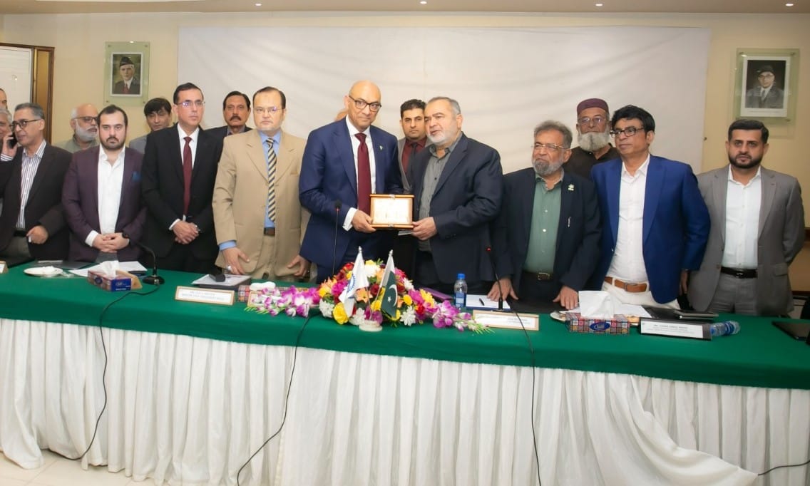 You are currently viewing Next two years are crucial for Pakistan in expanding its presence in Saudi Arabia: Envoy