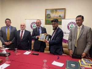 Read more about the article Meezan Bank and TKBB forge strategic partnership to advance Islamic Finance