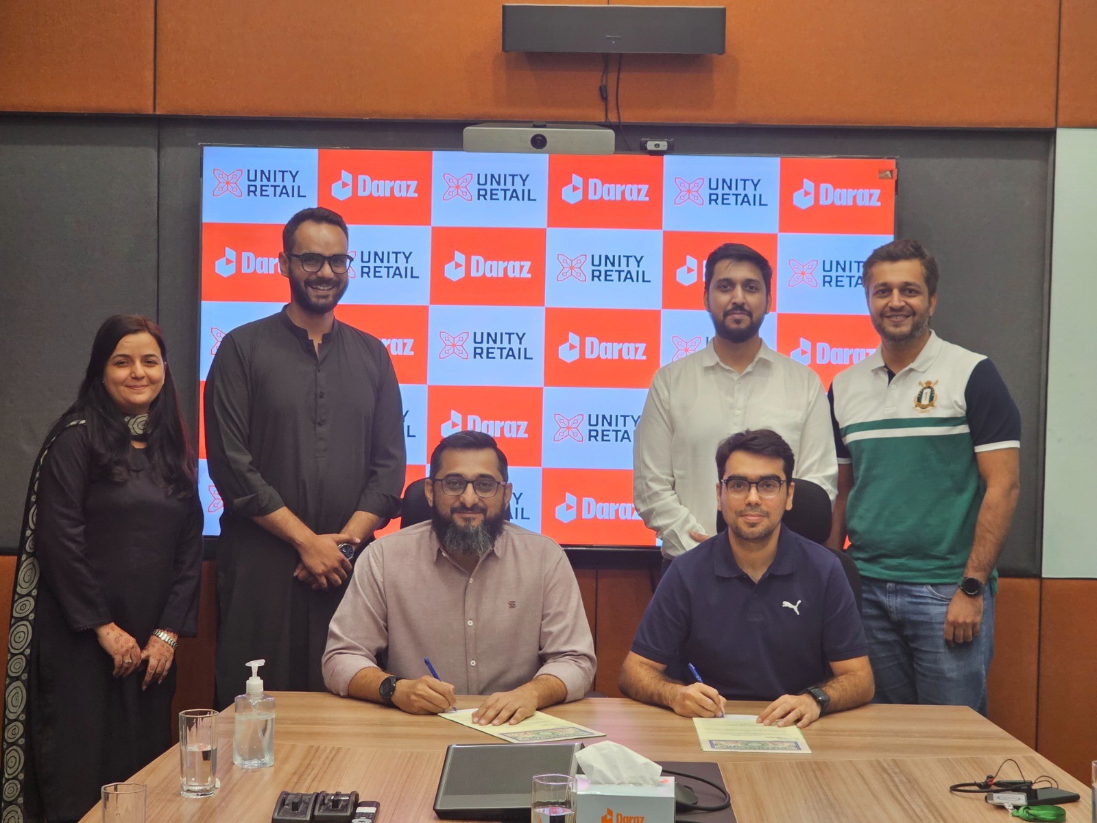 Daraz Pakistan and Unity Retail join forces to simplify delivery for ...