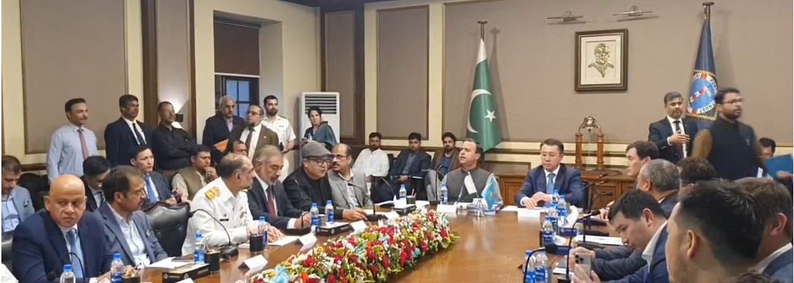 You are currently viewing The Minister for Maritime Affairs and a delegation from Kazakhstan discussed bilateral trade relations