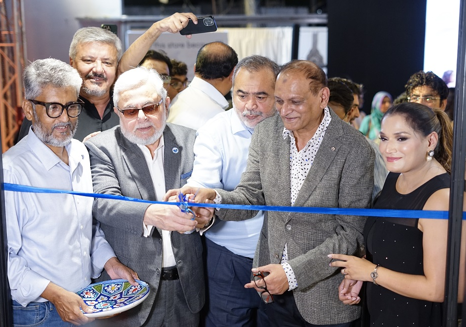 You are currently viewing Afroze Textiles launches export-quality ‘Bed & Bath’ Outlet