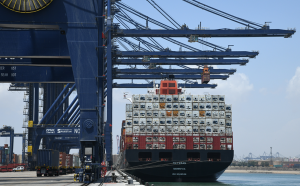 Read more about the article Karachi Port sees surge in vessel arrivals in March 2026