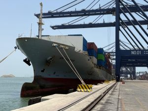 Read more about the article Hutchison Ports Pakistan secures new 4,000 TEUs transshipment volume