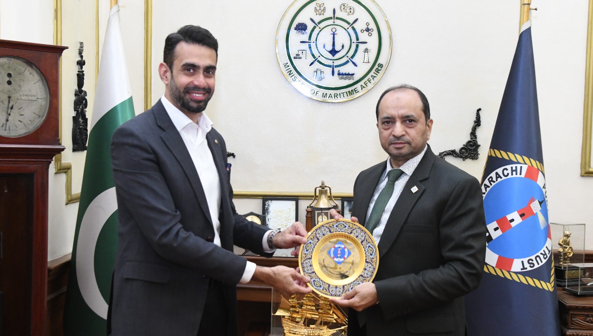 You are currently viewing CEO of CMA CGM Pak met with Rear Admiral Shahid Ahmed, Chairman of KPT